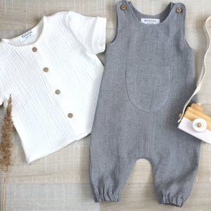 Baby unisex romper + white muslin shirt